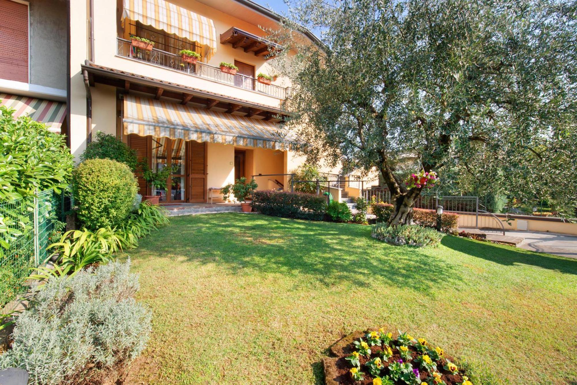 Villa Casa Elli Osio Sotto Esterno foto